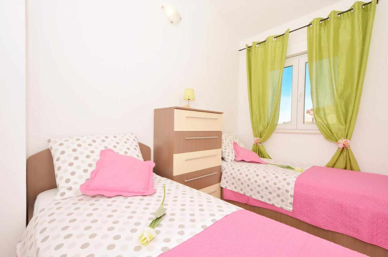 Apartmani Basic Rogoznica Rogoznica  Extérieur photo